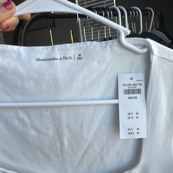 Abercrombie and Fitch Women's Short-Sleeve Bodysuit White Medium Women's - Picture 3 of 4